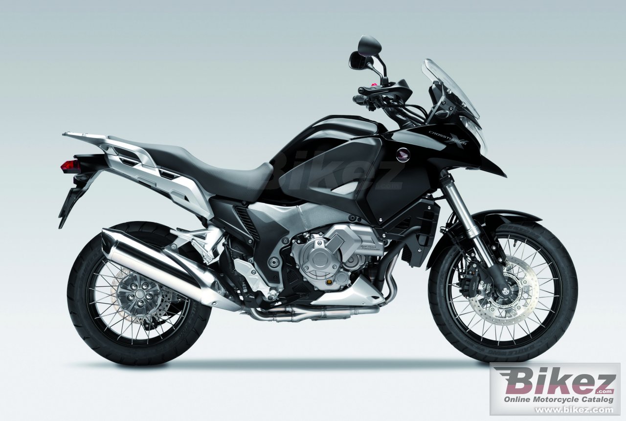 Big Honda crosstourer picture and wallpaper from Bikez.com
